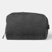 Faux Black Leather Dopp Kit met Embossed Text Toilettasje (Achterkant)