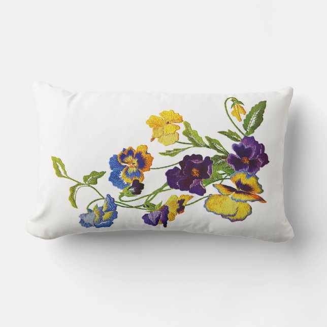 Faux Broidery Pansy Coussin (Recto)