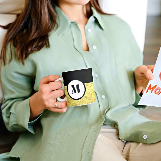 Faux Gold Black Monogramme Initiale Mug de café