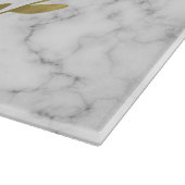 Faux Gold Foil Monogram op marmer Texture Snijplank (Hoek)