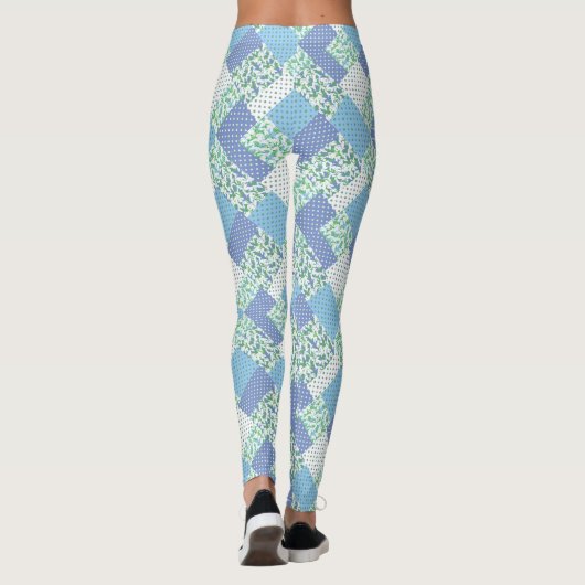 Faux Patchwork Blue Green Snowdrop Patroon Leggings (Achterkant)