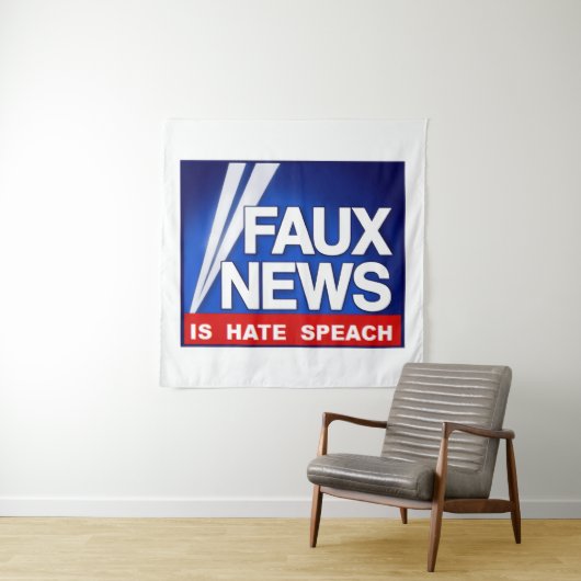 FauxNews Wandkleed (In situ)