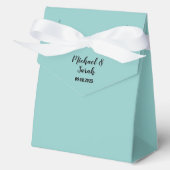 Favor boxes with satin ribbon and your names bedankdoosjes (Voorkant)