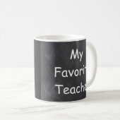 Favoriete docent-chalkboard-ontwerpcadeauidee koffiemok (Voorkant rechts)