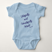 "Fearfully and Wonderfully Made" Bible Verse Romper (Voorkant)