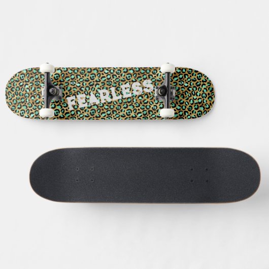 FEARLESS Light Green Leopard Wild Animal Print Skateboard (Horizontaal)