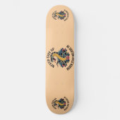 Fearless Spirit: Bold Snake en Rozen artwork Skateboard (Voorkant)