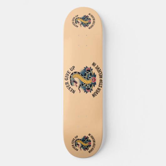 Fearless Spirit: Bold Snake en Rozen artwork Skateboard (Voorkant)