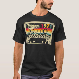 February 1971 51st Birthday Gift Vintage Retro 51 T-shirt
