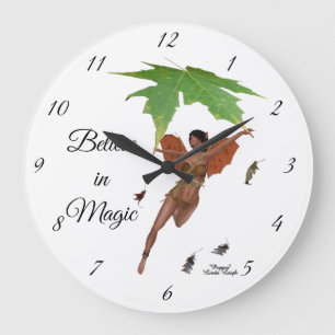 Fée Cute Avec Ailes Brown Horloge Mur