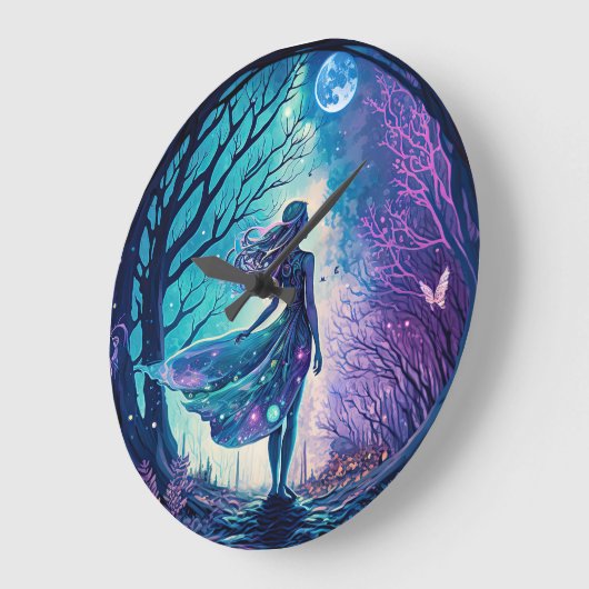 Fée dans une horloge forestière magique (Angle)