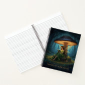 Fée de Nuit Enchantée Lisant un Cahier de Notes (Intérieur)