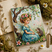 Fée Fantaisiste avec Hérisson dans un Jardin Encha