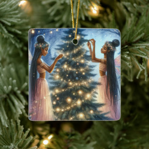 feeën versieren de kerstboom keramisch ornament