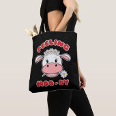 Feeling Moo-dy | Cute Cartoon Koe Quote Canvas tas (Dichtbij)