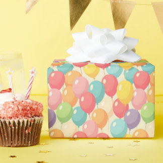 Feestballonnen in verschillende kleuren cadeaupapier
