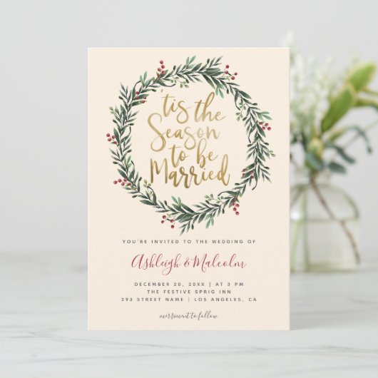 Feestelijke kerstkrans is het seizoen bruiloft feestdagenkaart (Staand voorkant)