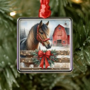 Feestelijke Paard en Rode Rustieke Schuur Kerstmis Metalen Ornament