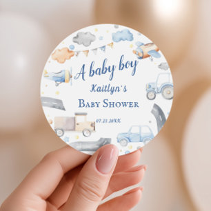 Feestelijke viering van vintage voertuig voor baby ronde sticker