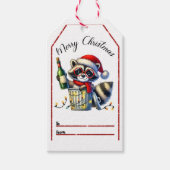 Feestelijke wasbeer met fles en kerstverlichting cadeaulabel (Voorkant)