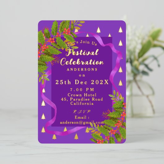 Feestviering Kerst Paarse Folie Uitnodiging (Staand Voorkant)