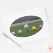 felgekleurde Golf Balls op een berg Ovale Sticker (Envelop)