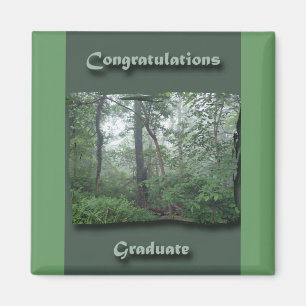 Félicitations à Misty Woods Graduate Magnet