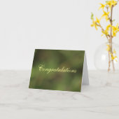 Félicitations Carte de teintes vertes (Fleur jaune)