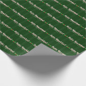 Feliz Navidad Striped Holly Berries Cadeaupapier (Hoek)