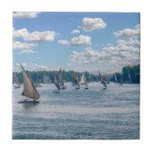 Feluccas varen langs de Nijl - Aswan, Egypte Tegeltje (Voorkant)