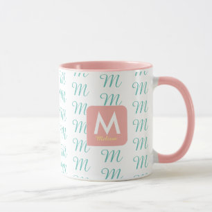 Feminine tasse rose pour elle avec motif de l'init