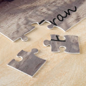 femme au puzzle rouge (Côté)