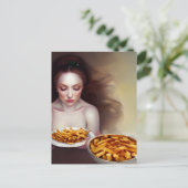 Femme Avec Carte Postale Fries (Debout devant)