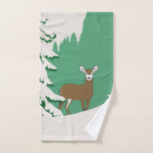 Femme blanche face cerf pin vert neige