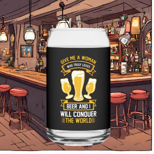 Femme de bière amusante mot art