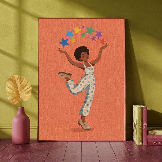 Femme heureuse qui danse avec impression d'art d'é