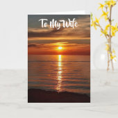 **FEMME** SUR LA CARTE "VOTRE ANNIVERSAIRE" (Fleur jaune)