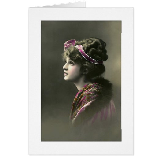 Femme victorienne avec expression d'espoir (Devant)