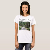 Femmes La forêt appelle t-shirt (Devant entier)