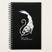 Fenrir Fenris est un chien libre virevoltant la my (Devant)