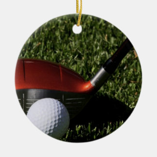 Fer de golf et ornement de boule