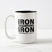 Fer Sharpens Fer - Proverbes 27:17 Mug de café (Gauche)