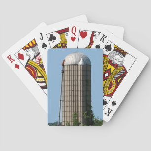Ferme rurale Silo dans le ciel bleu cartes de jeu