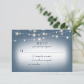 Ferme rustique Dusty Bleu Lumières Mariage RSVP (Debout devant)