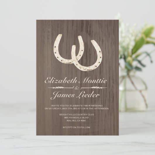 Fers à cheval épousant des invitations (Debout devant)