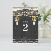 Fers à Cheval Rustiques & Fleurs Numéros de Table  (Debout devant)