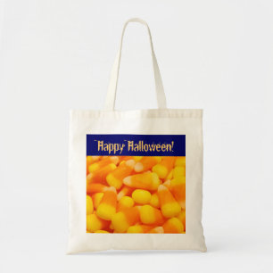 Festins heureux de bonbons au maïs à sacs