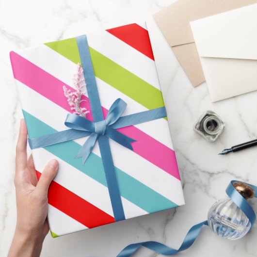 Festive Pattern – Retro Holiday Stripes Cadeaupapier (Geschenken)