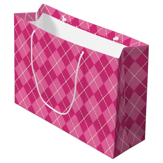 Festive Pink Argyle Gift Bag Large Cadeauzakje (Voorkant Gekanteld)
