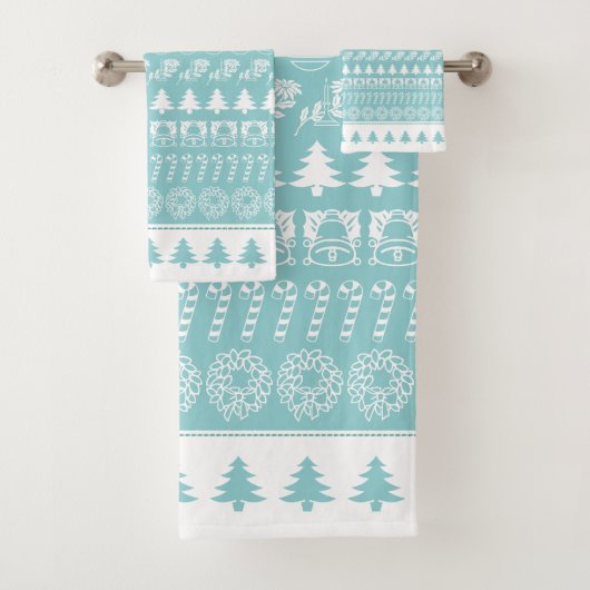 Festive White/Aqua Kerstmis Iconic Pattern Bad Handdoek (Insitu)